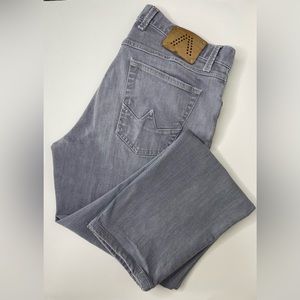 Alberto regular slim fit mens denim. Size W 33 L 32.